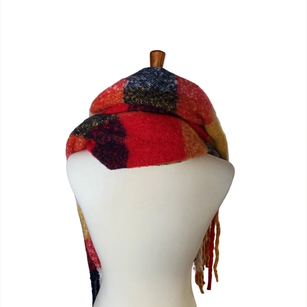 Boutique Plaid Fringe‎ Blanket Scarf OS